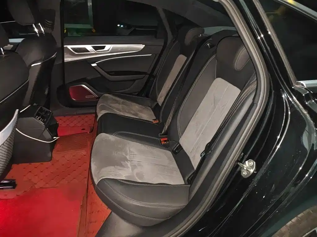 Audi A6L — миниатюра 18