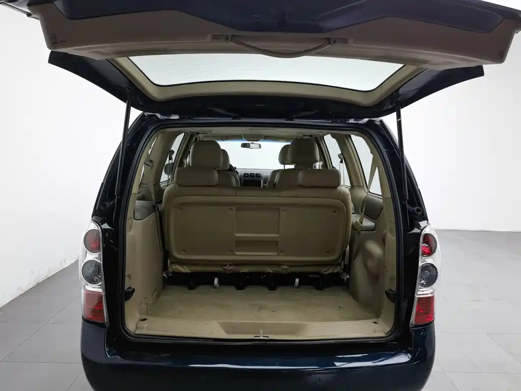 Buick GL8 — миниатюра 16