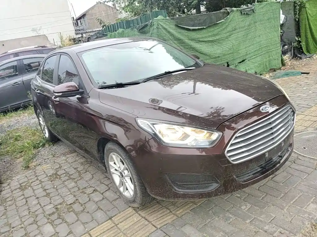 Ford Escort — миниатюра 4