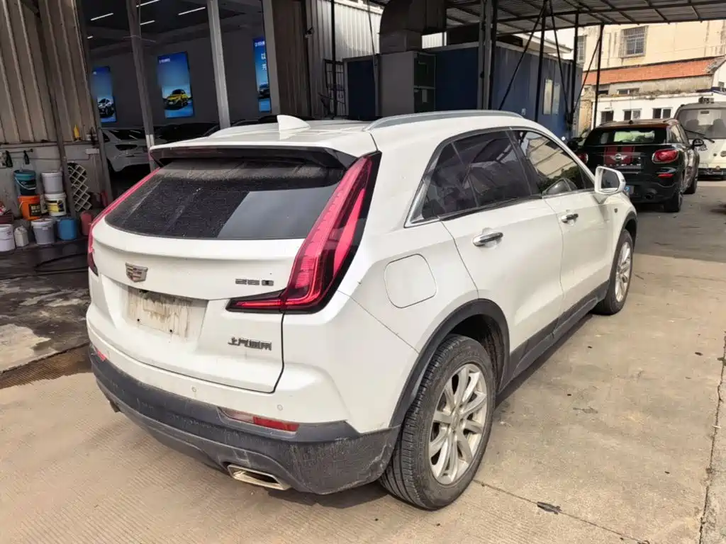 Cadillac XT4 — миниатюра 7
