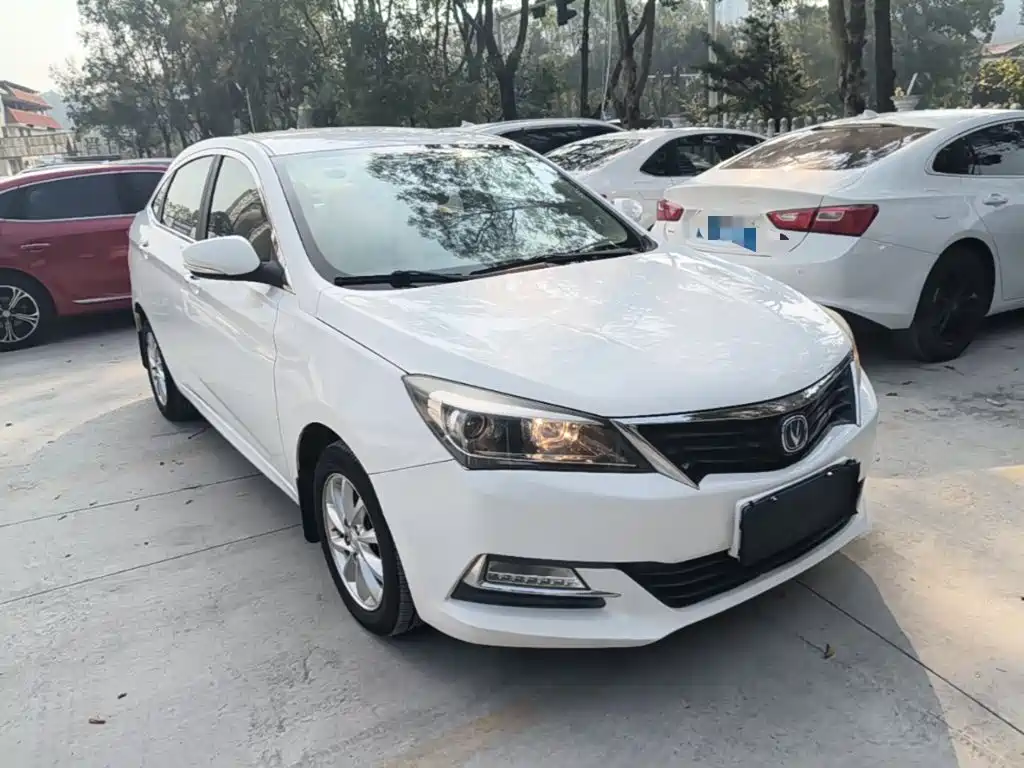 Changan V7 — миниатюра 4
