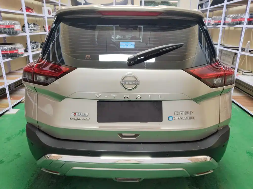 Nissan X-Trail — миниатюра 8