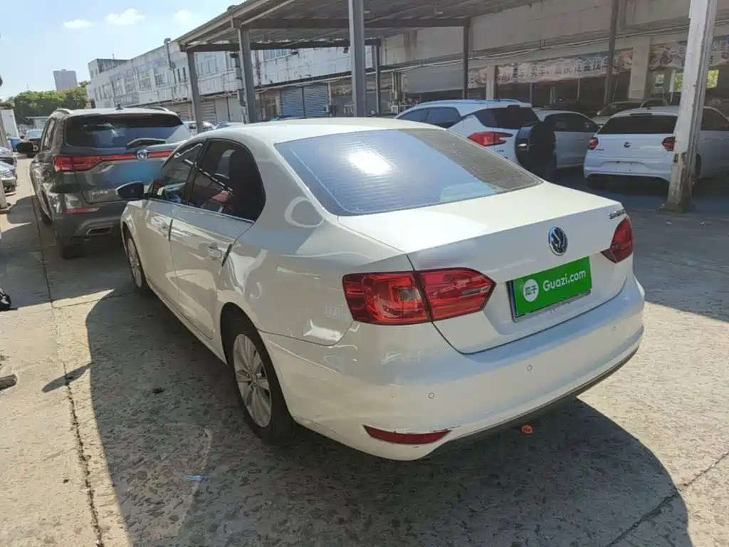 Volkswagen Sagitar — миниатюра 5