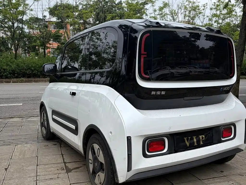 Baojun E300 2020 Plus