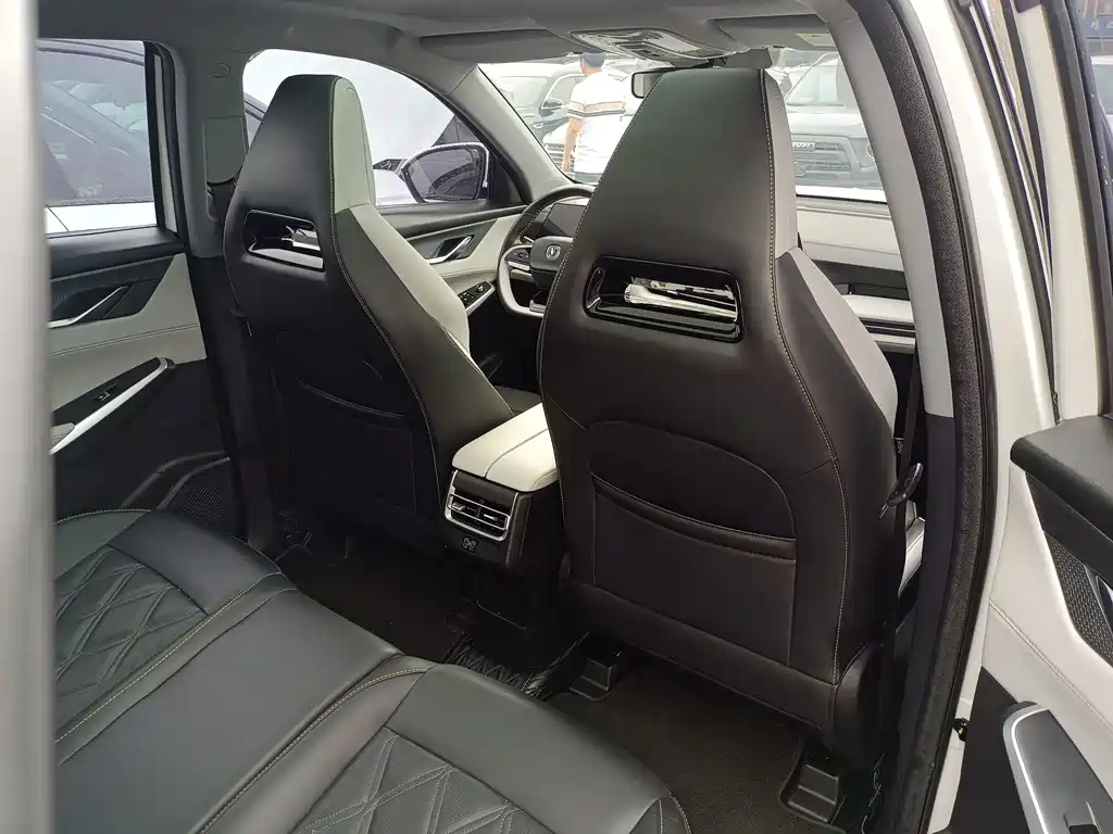 Changan CS75 PLUS — миниатюра 8