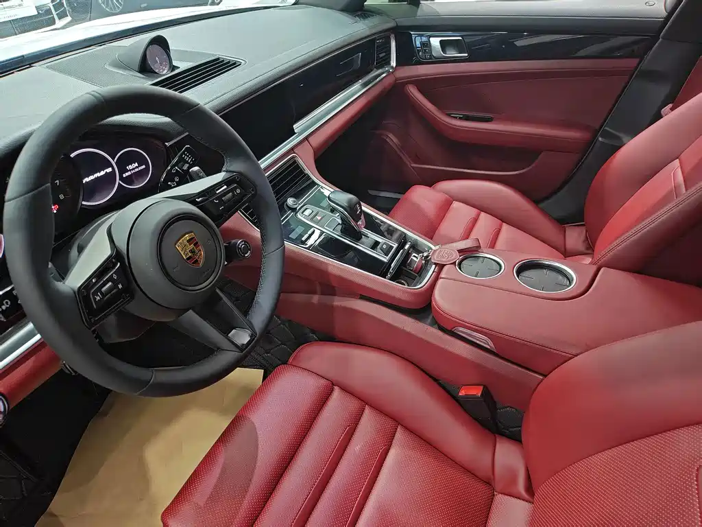 Porsche Panamera — миниатюра 5