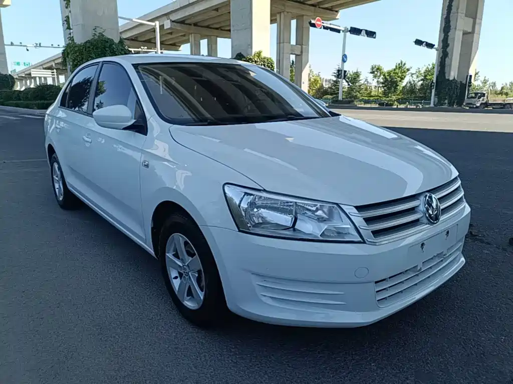 Volkswagen Santana — миниатюра 4