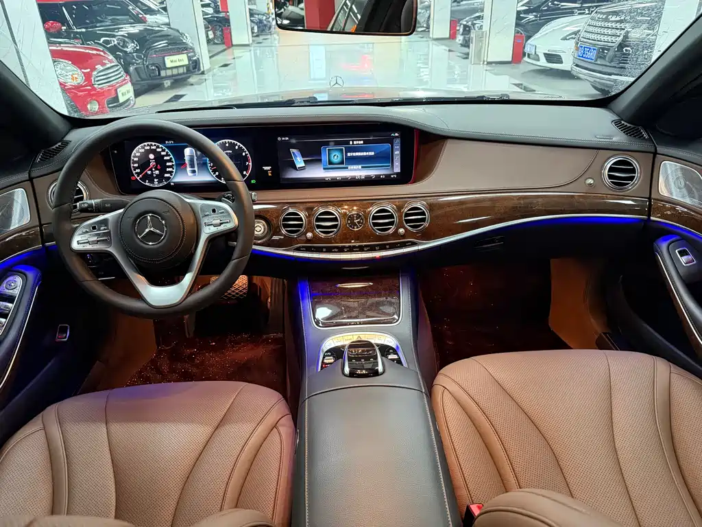 Mercedes-Benz S-Class — миниатюра 12