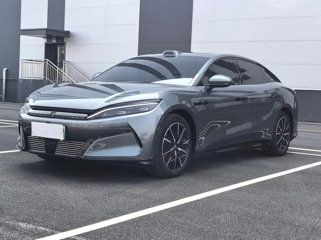 Byd 汉L 2025