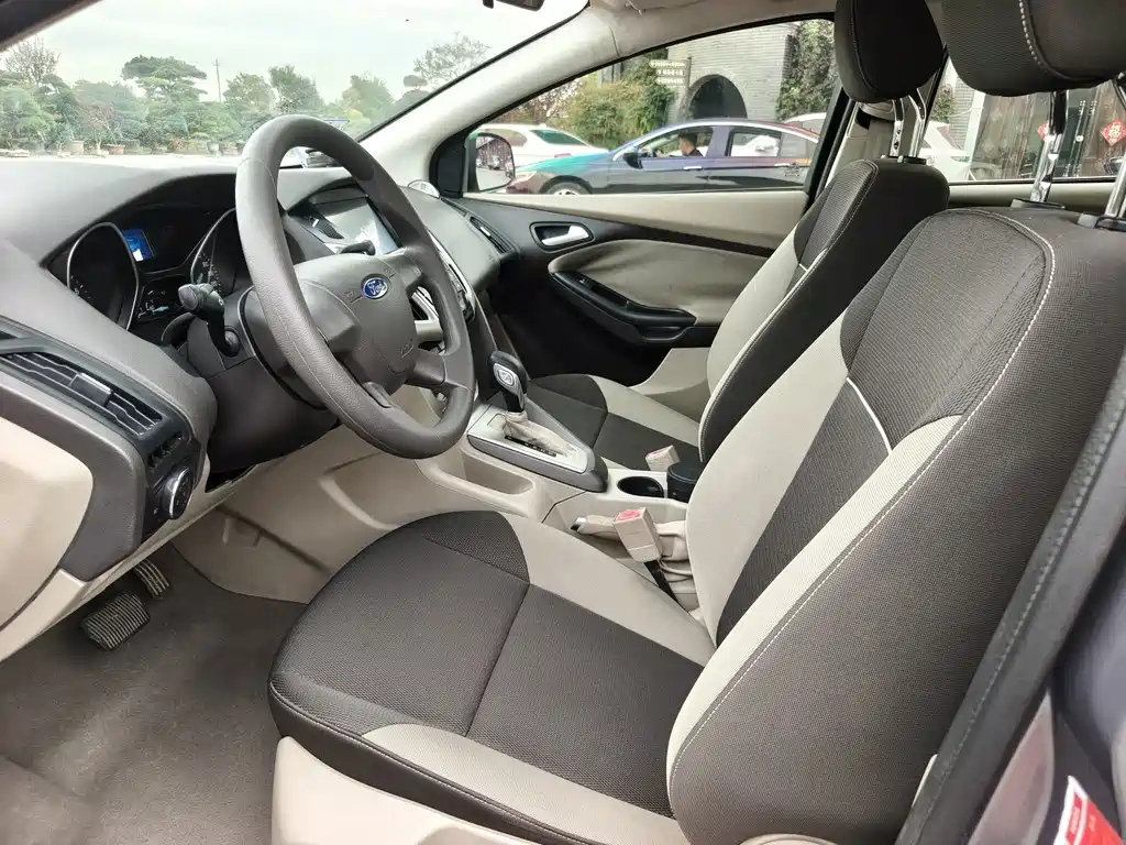 Ford Focus — миниатюра 3