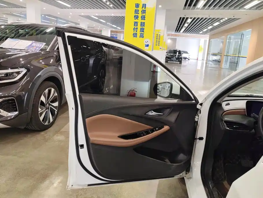 Buick Verano — миниатюра 7
