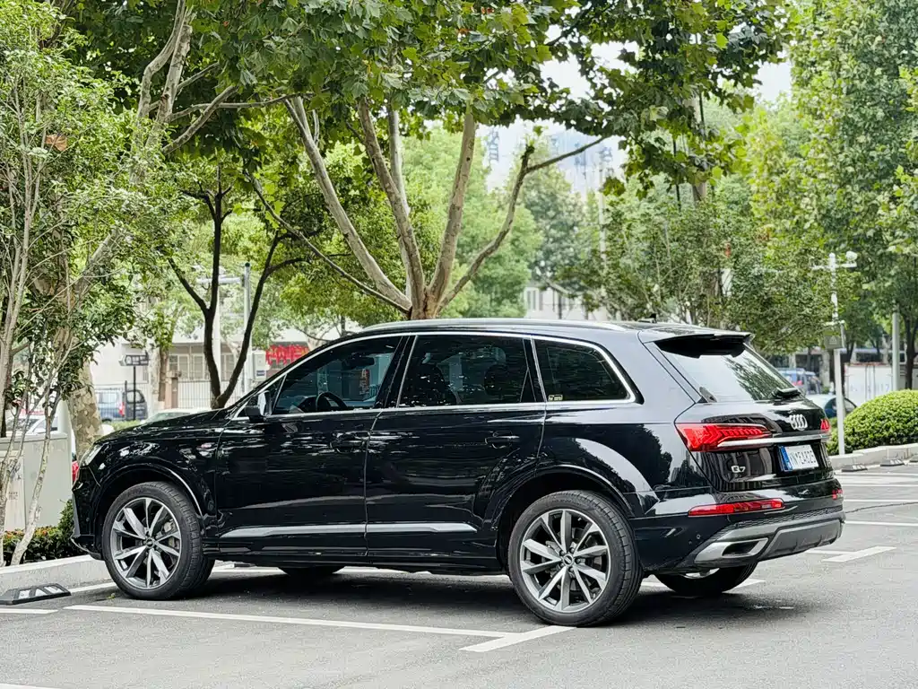 Audi Q7 — фотографии объявления, Фото 11