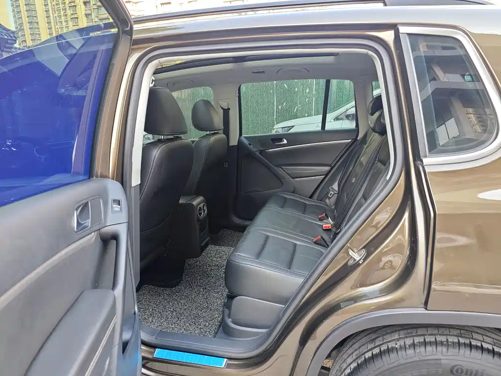 Volkswagen Tiguan — миниатюра 13