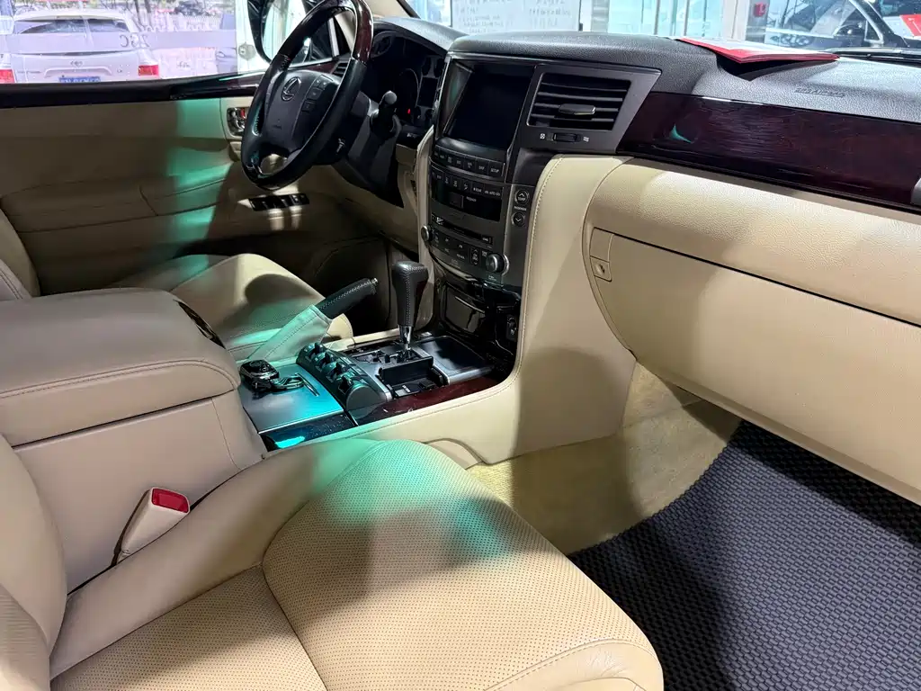 Lexus LX — фотографии объявления, Фото 13