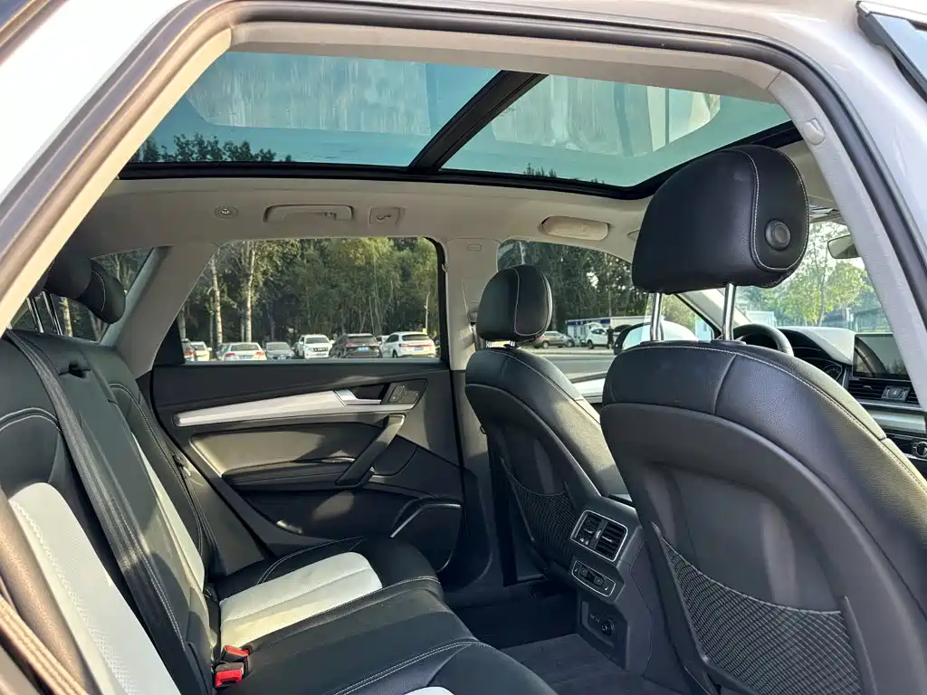 Audi Q5L — миниатюра 20