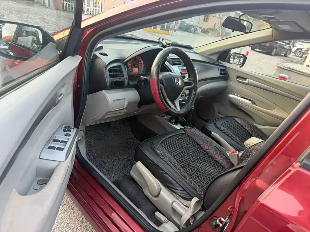 Honda City Classic — миниатюра 8
