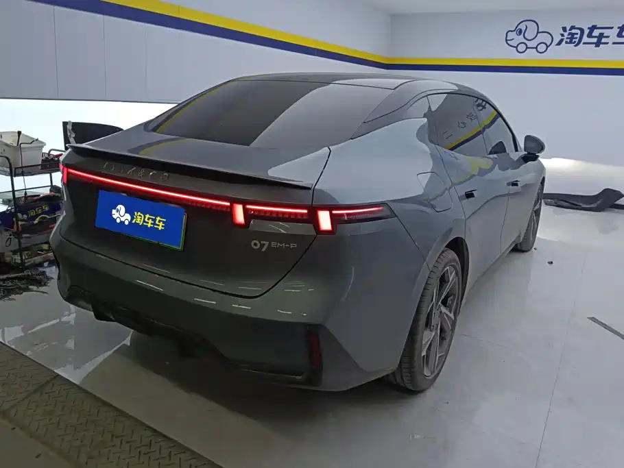 Lynk & Co 07 EM-P — миниатюра 3