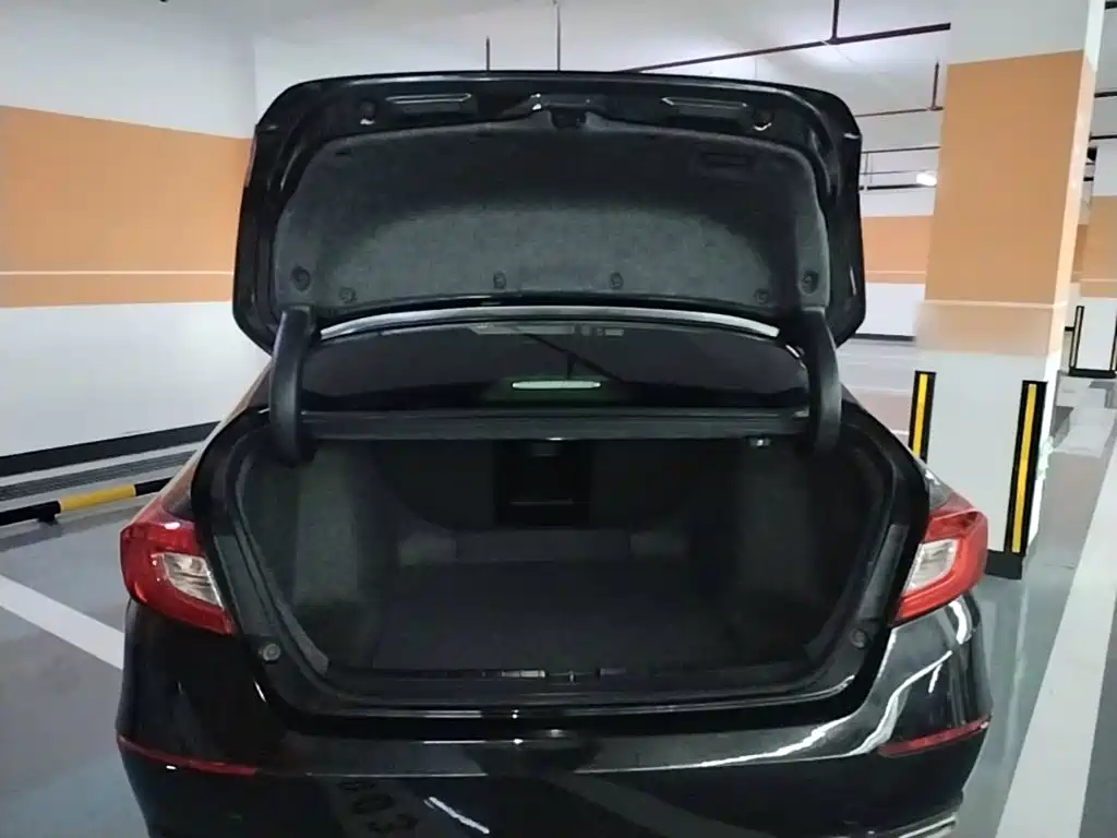 Honda Accord — миниатюра 19