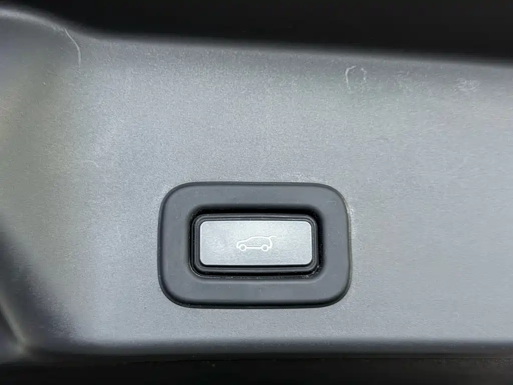 Land Rover Evoque — миниатюра 12