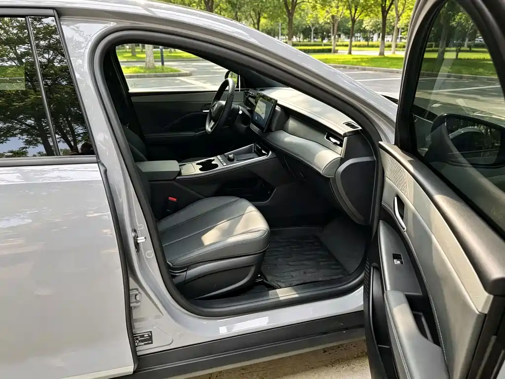 BYD Qin PLUS — миниатюра 9