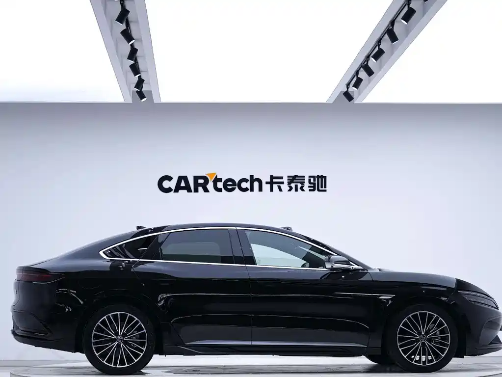 BYD Han — миниатюра 5