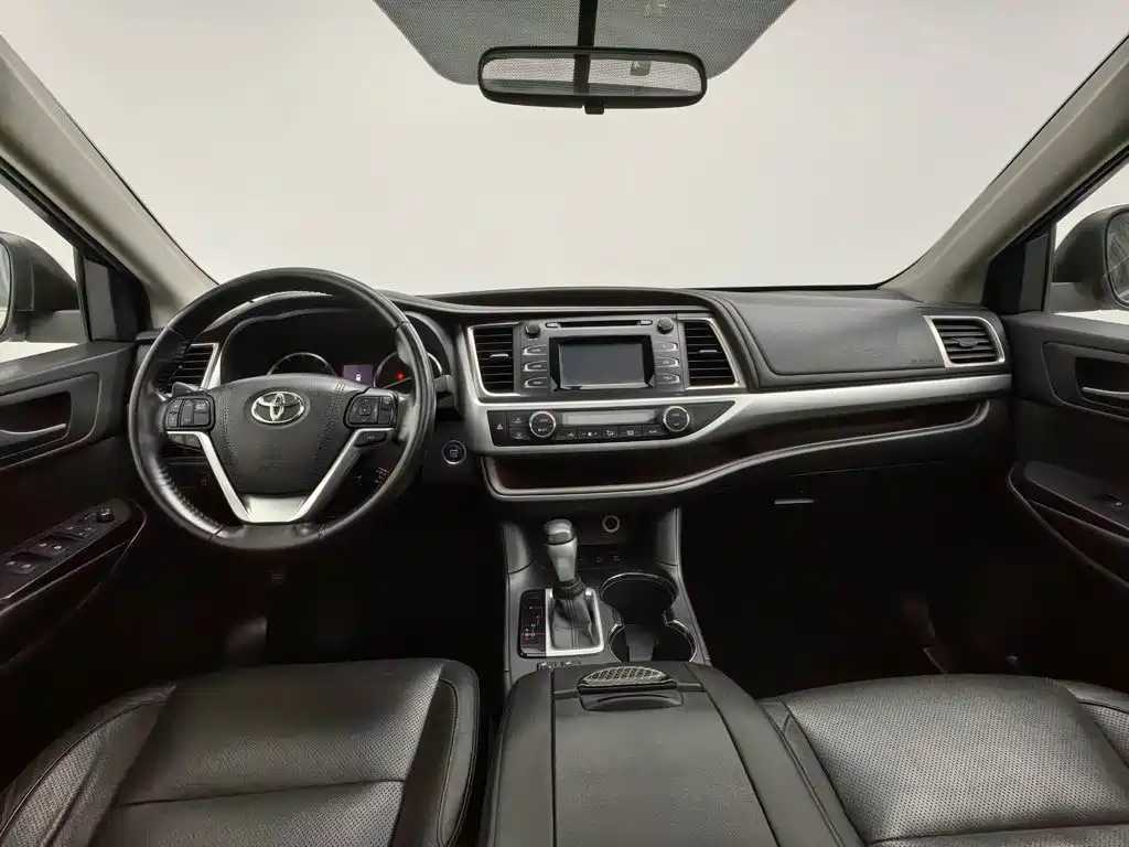 Toyota Highlander — миниатюра 5
