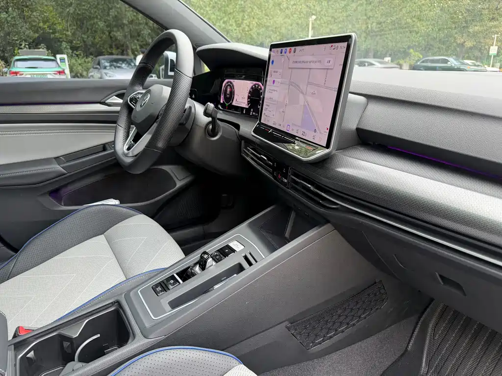Volkswagen Golf — миниатюра 8