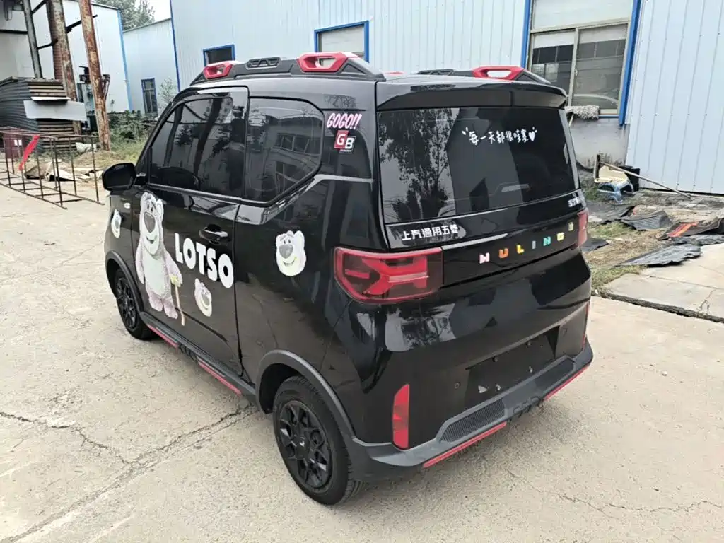 Wuling MINIEV — миниатюра 5