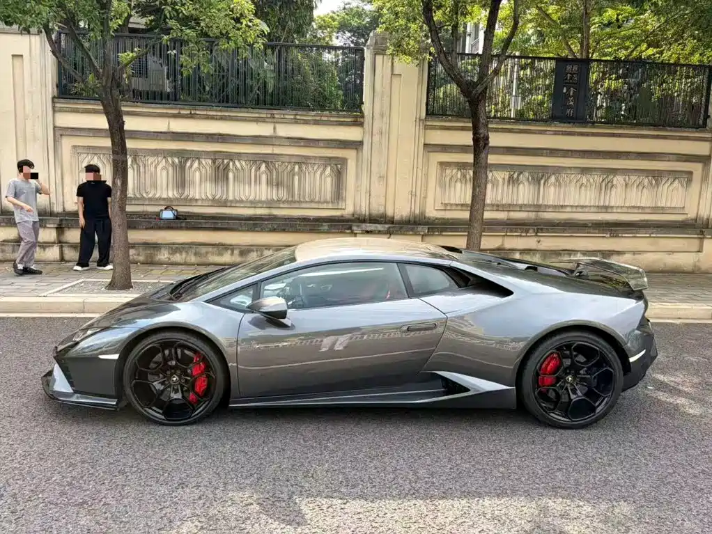 Lamborghini Huracán — миниатюра 3