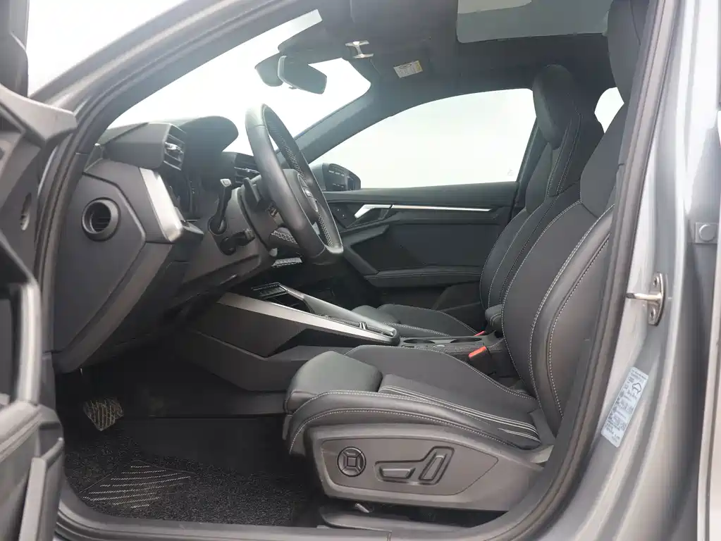 Audi A3 — миниатюра 10
