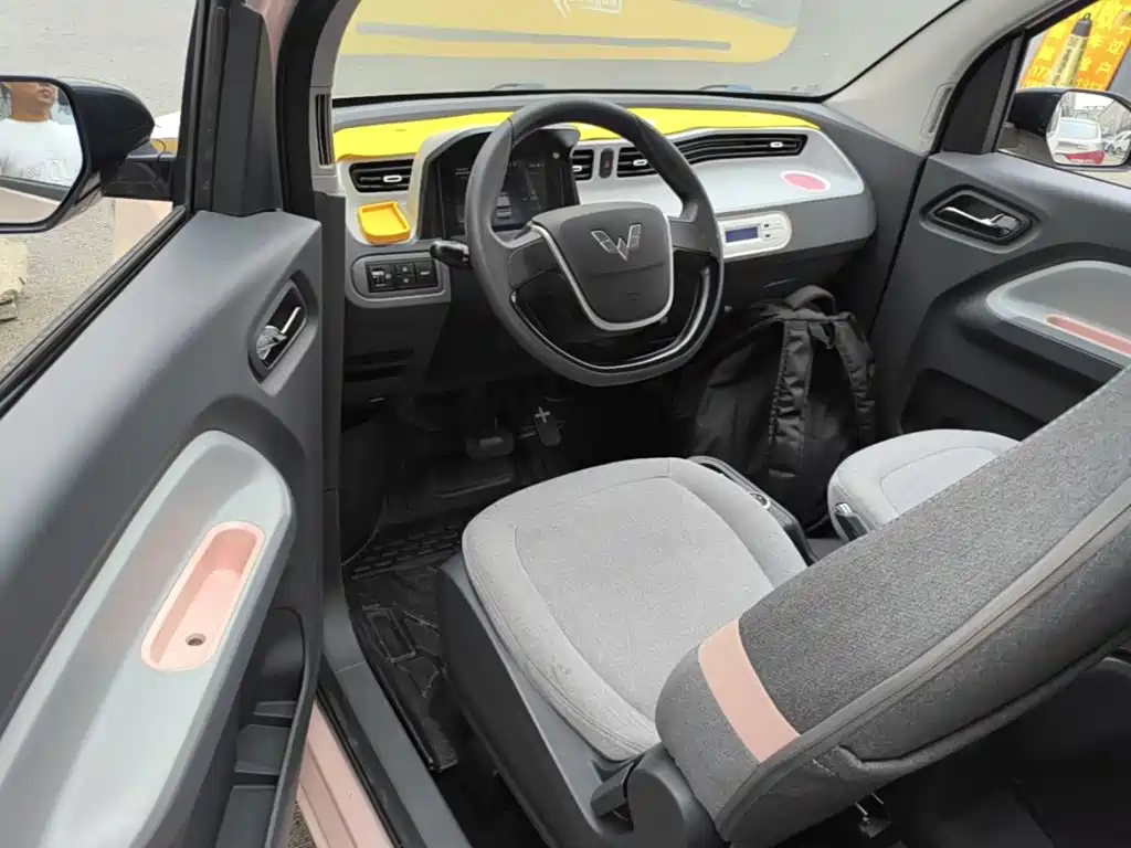 Wuling MINIEV — миниатюра 16