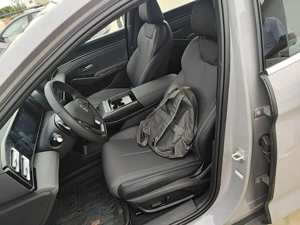 BYD Qin L — миниатюра 15