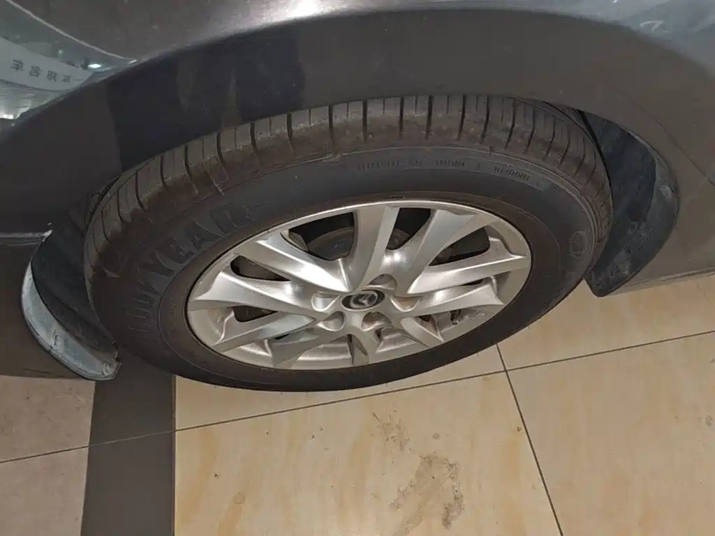 Mazda 3 Axela — миниатюра 23