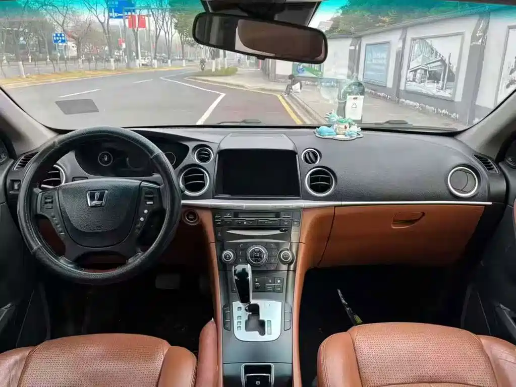 Luxgen Big 7 SUV — миниатюра 6