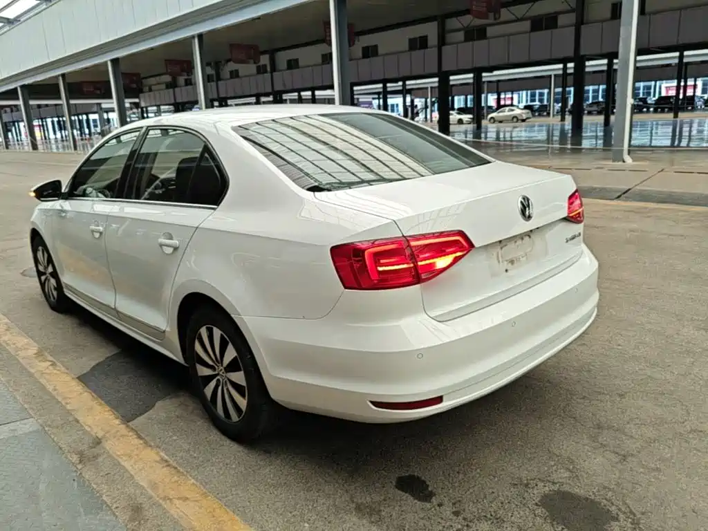 Volkswagen Sagitar — миниатюра 5