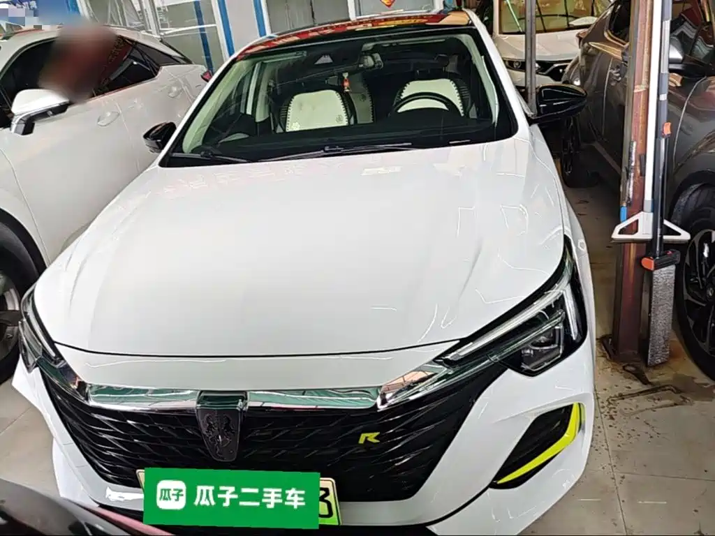 Roewe i6 MAX New Energy — миниатюра 3