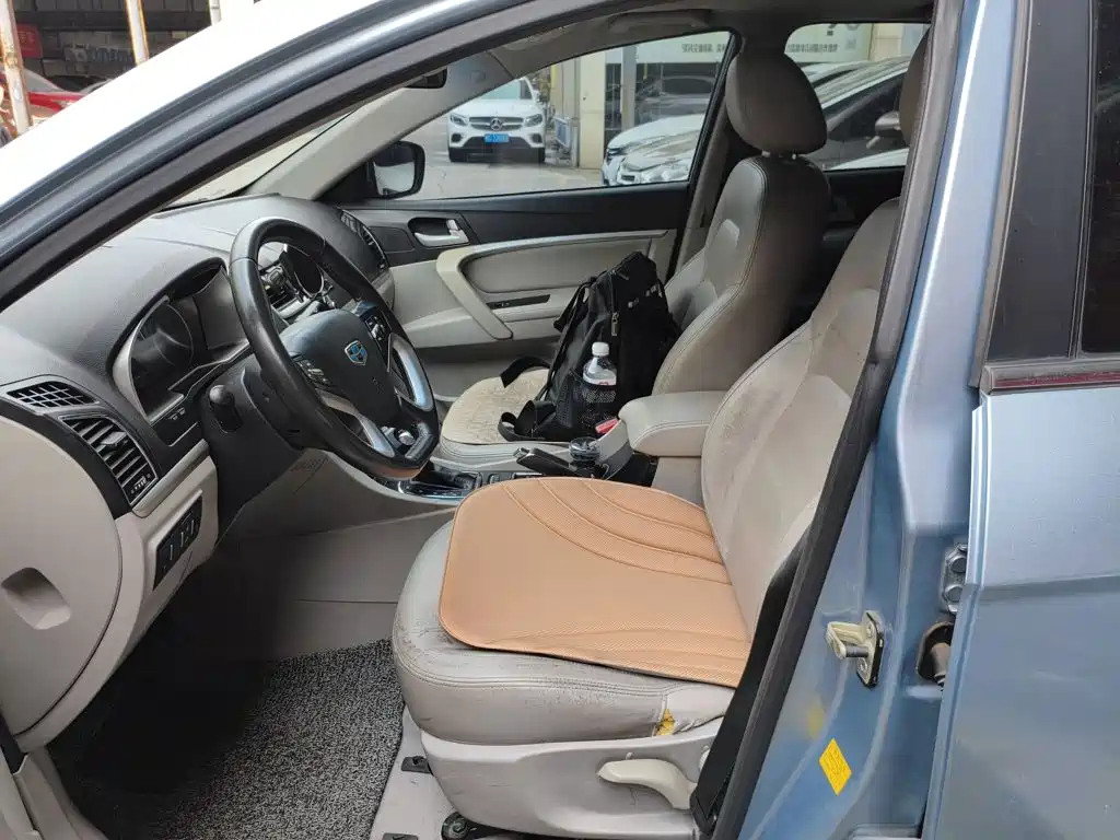 Geely Emgrand — миниатюра 15