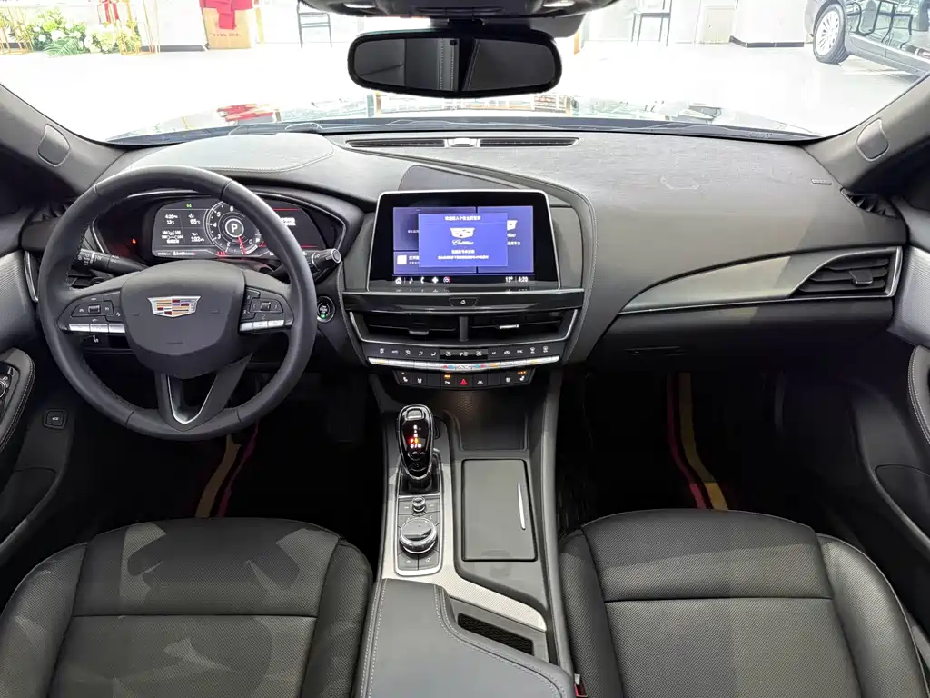 Cadillac CT5 — миниатюра 8