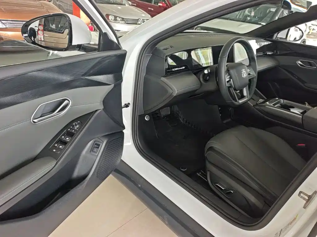 BYD Qin L — миниатюра 16
