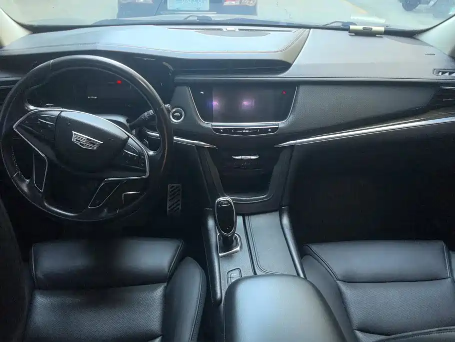 Cadillac XT5 — миниатюра 12