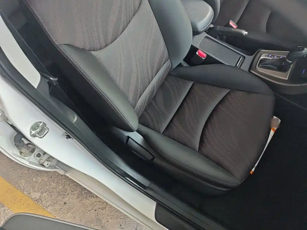 Hyundai Elantra Langdong — миниатюра 25