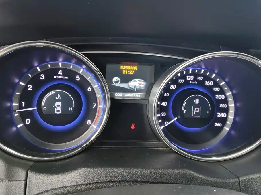 Hyundai Sonata — миниатюра 14