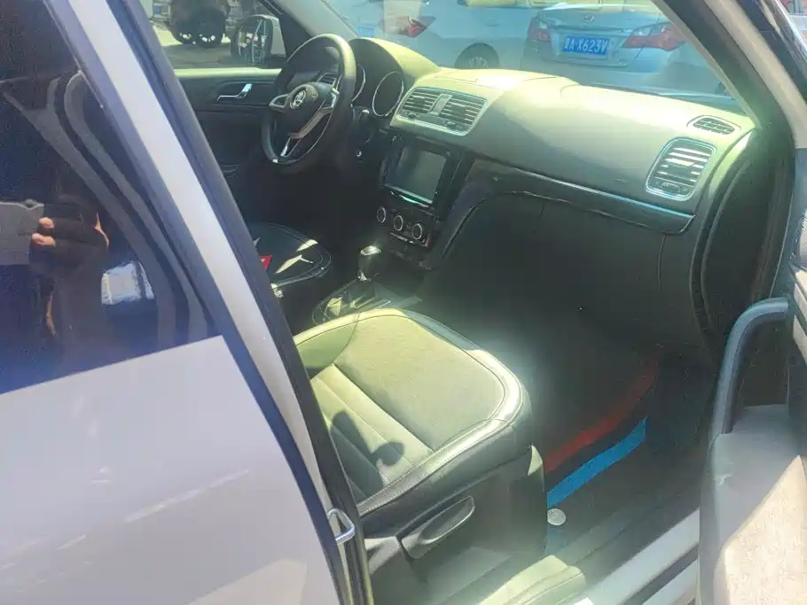 Skoda Yeti — миниатюра 8