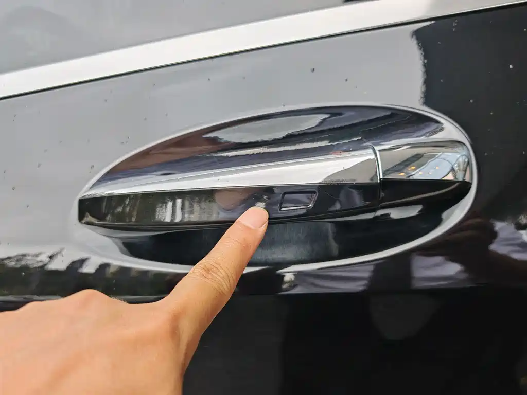 Mercedes-Benz GLC - фото 8