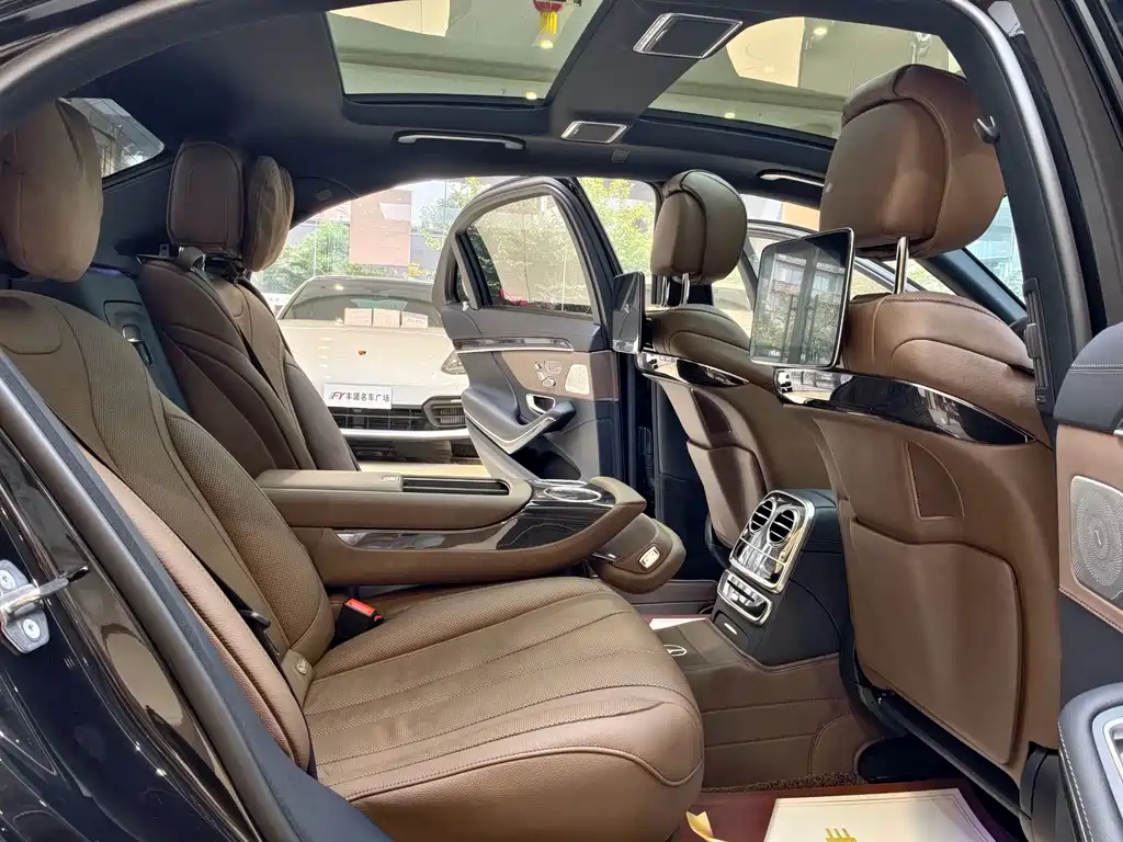 Mercedes-Benz S-Class — миниатюра 9