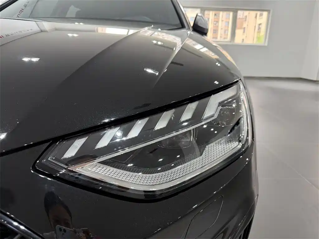 Audi S4 — миниатюра 11