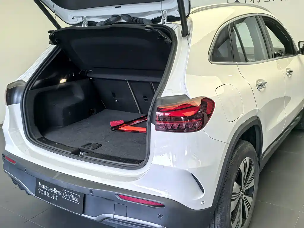 Mercedes-Benz EQA — миниатюра 7