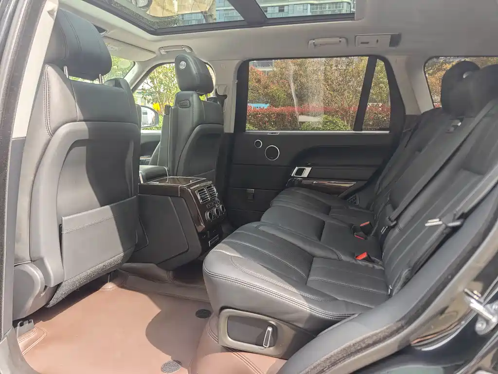 Land Rover Range Rover 2016 3.0 SC V6 Vogue Long Wheelbase