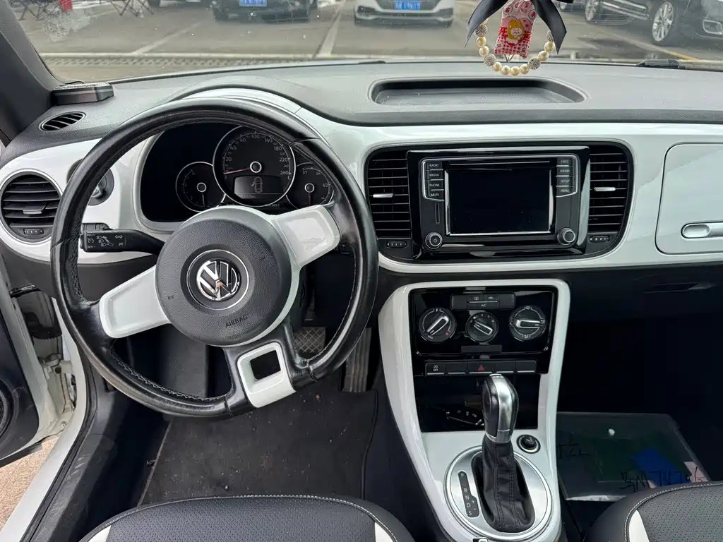 Volkswagen Beetle — миниатюра 5