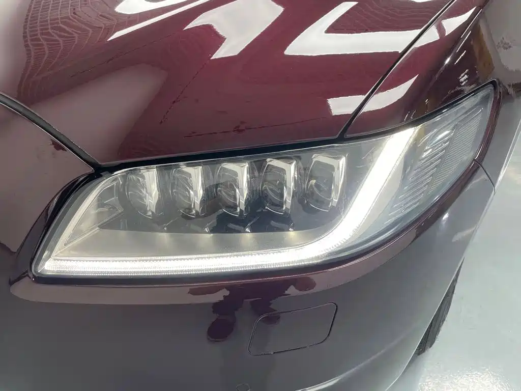 Lincoln Continental — миниатюра 12